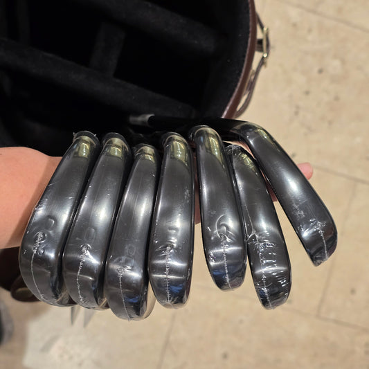 Titleist T250 Black Vapor Iron Set (4-9,P43°) 7pcs AMT Black Onyx S