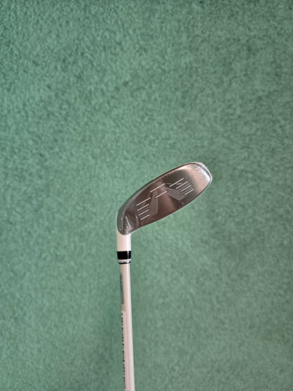 XXIO13 White Edition Women's Club Set (w Odyssey Putter)