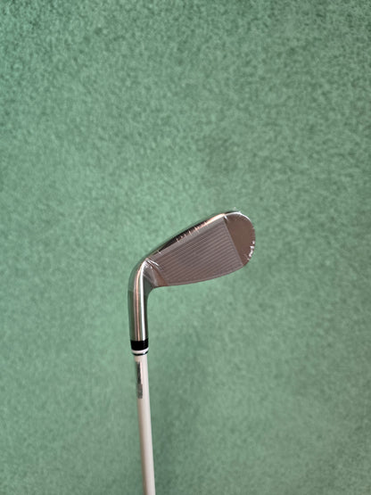 XXIO13 White Edition Women's Club Set (w Odyssey Putter)