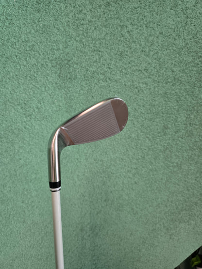 XXIO13 White Edition Women's Club Set (w Odyssey Putter)