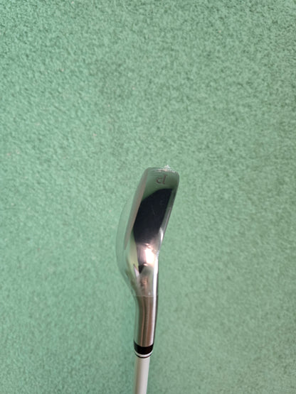 XXIO13 White Edition Women's Club Set (w Odyssey Putter)