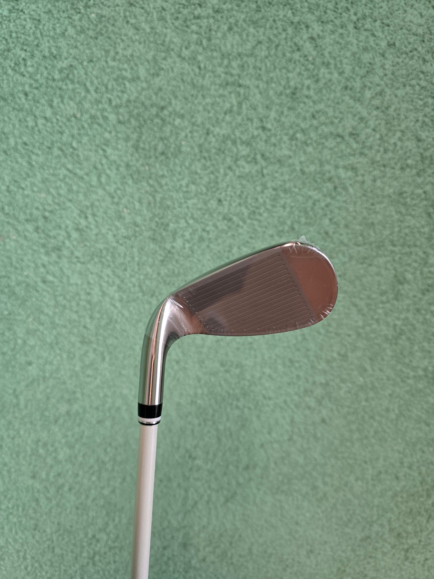 XXIO13 White Edition Women's Club Set (w Odyssey Putter)