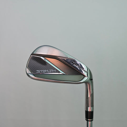 TaylorMade STEALTH Iron Set (5-9, Pw, Aw) 7pcs