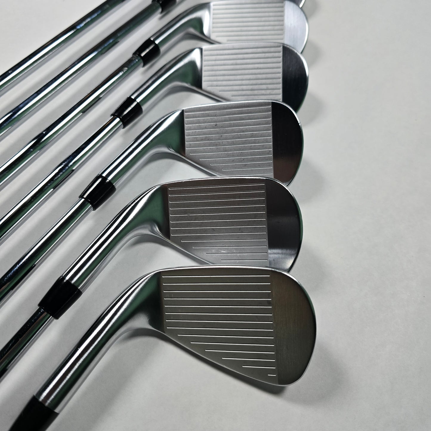 Titleist 2023 T100 Iron Set (4-Gw) 8pcs | S Flex