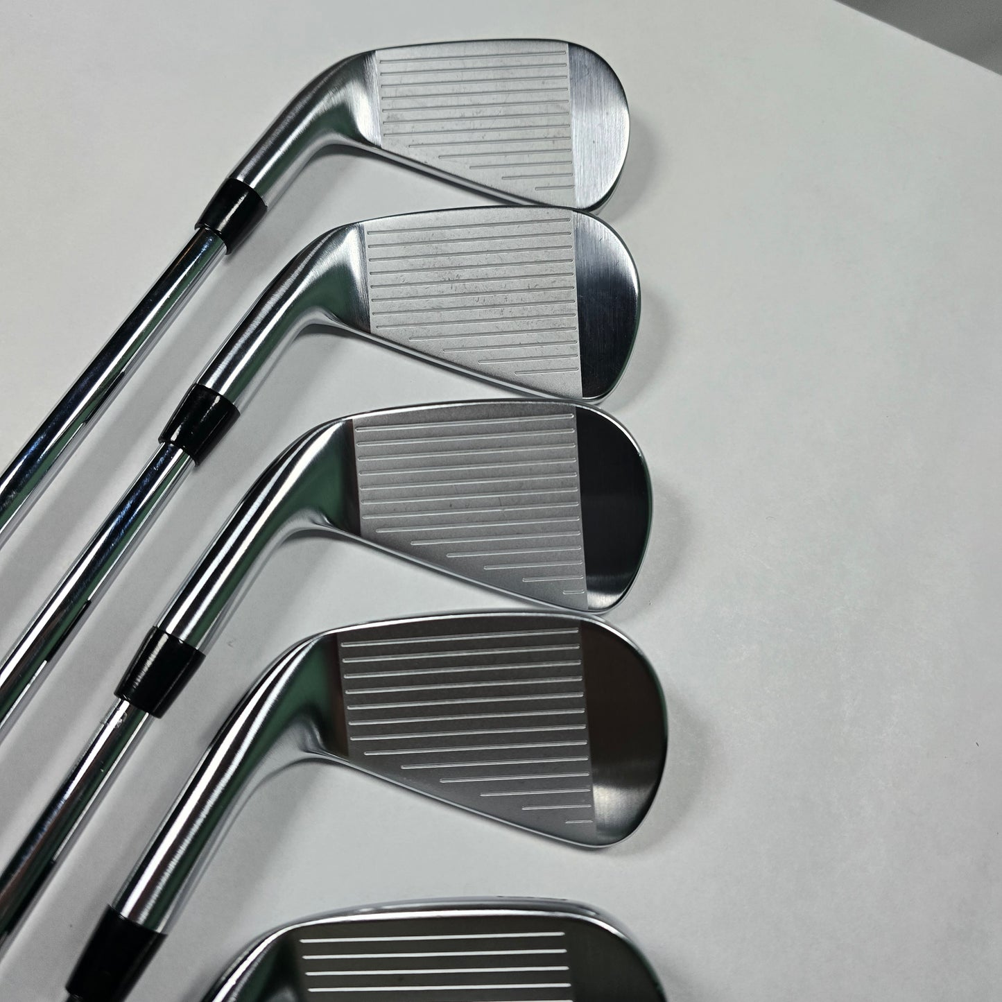 Titleist 2023 T100 Iron Set (4-Gw) 8pcs | S Flex