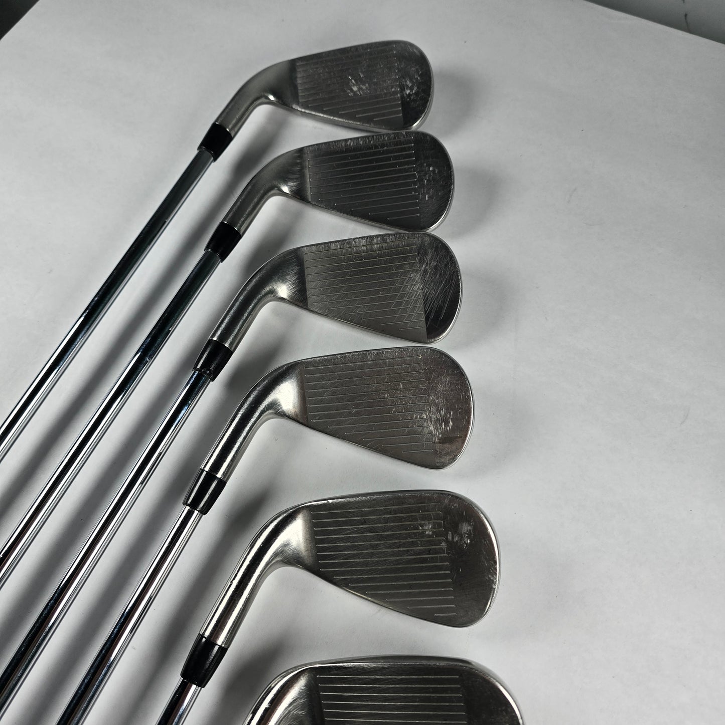 Titleist 718 AP1 Iron Set (4-Pw) 7pcs | S Flex | True Temper AMT S300 Red
