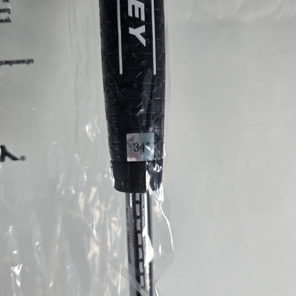 Sealed | 34 inch Callaway Square 2 Square TRI-HOT #7 Putter
