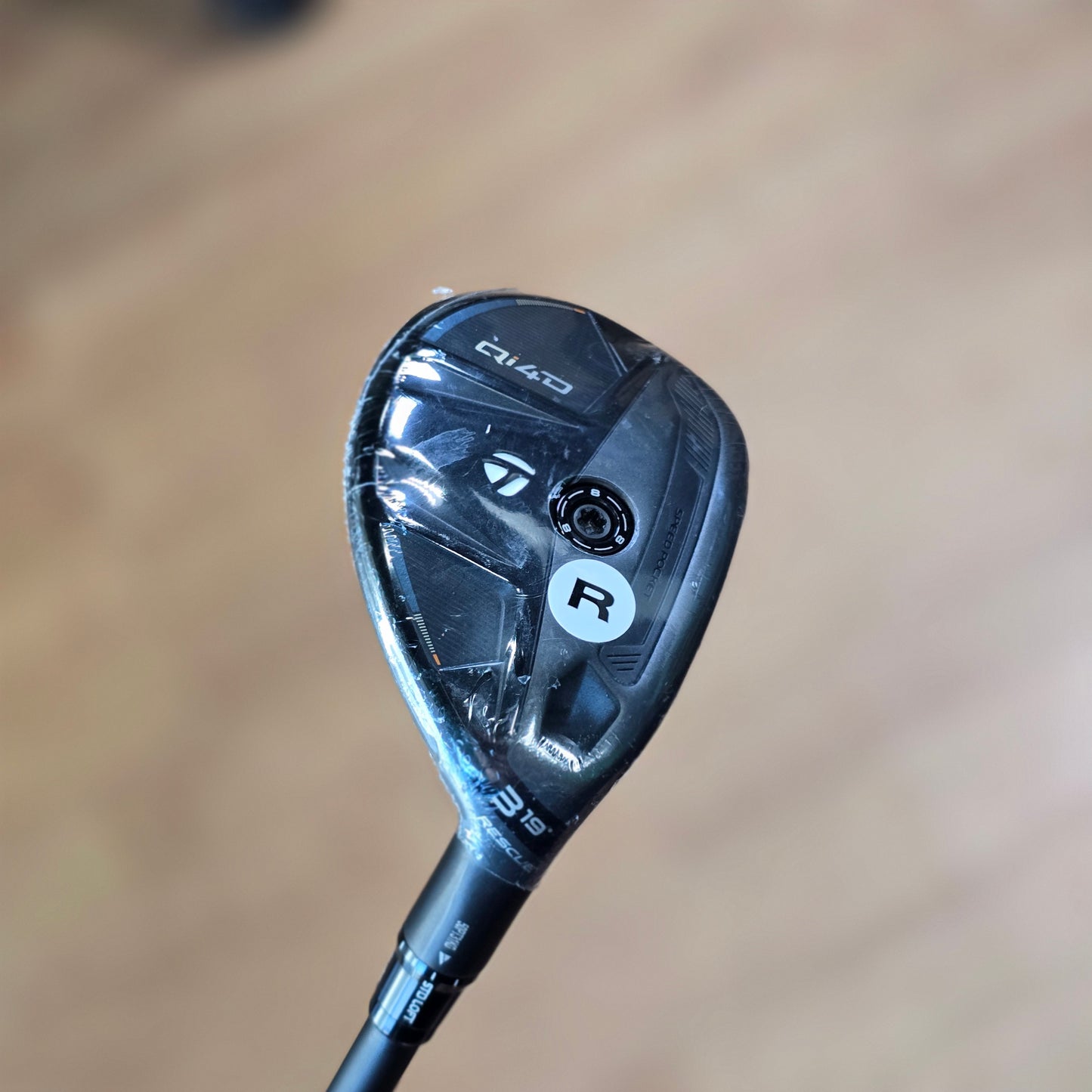 (RH) TaylorMade Qi4D, Qi4D Max, Qi4D Max Lite Hybrids