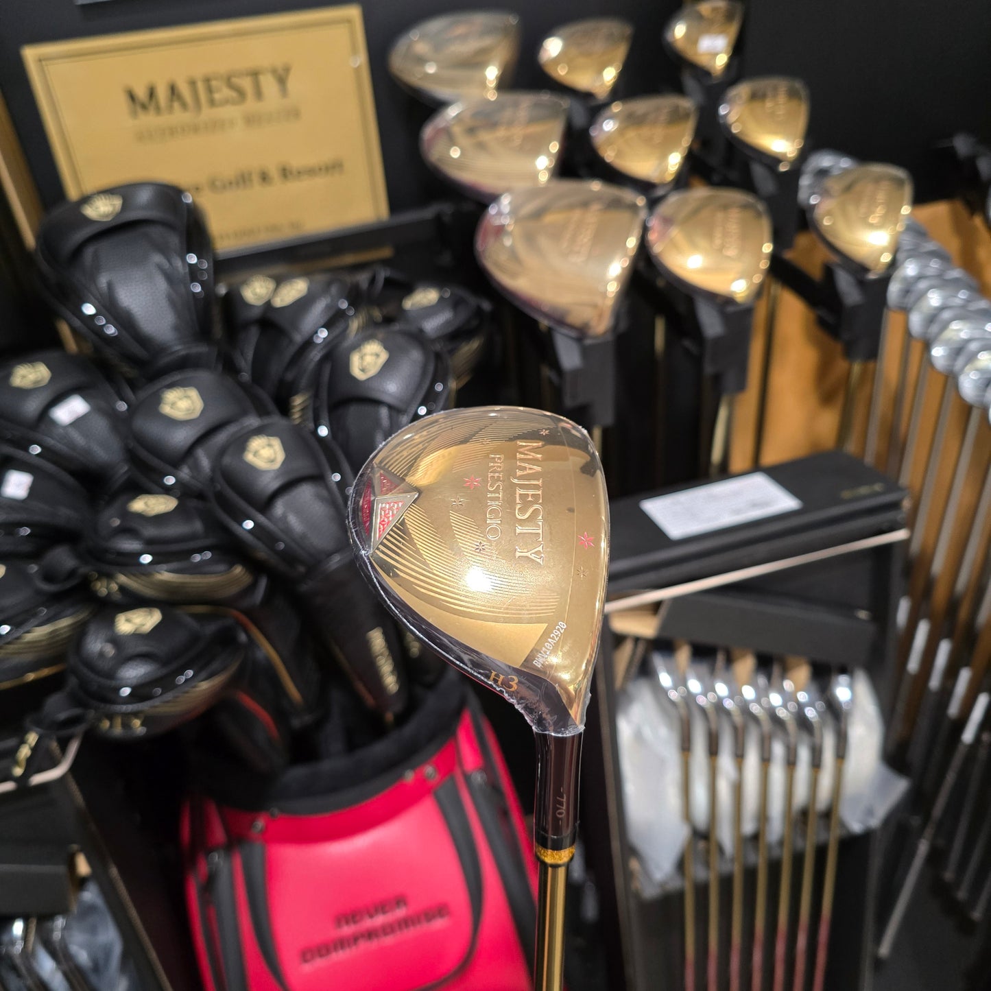 Women's Majesty Prestigio 14 Hybrids