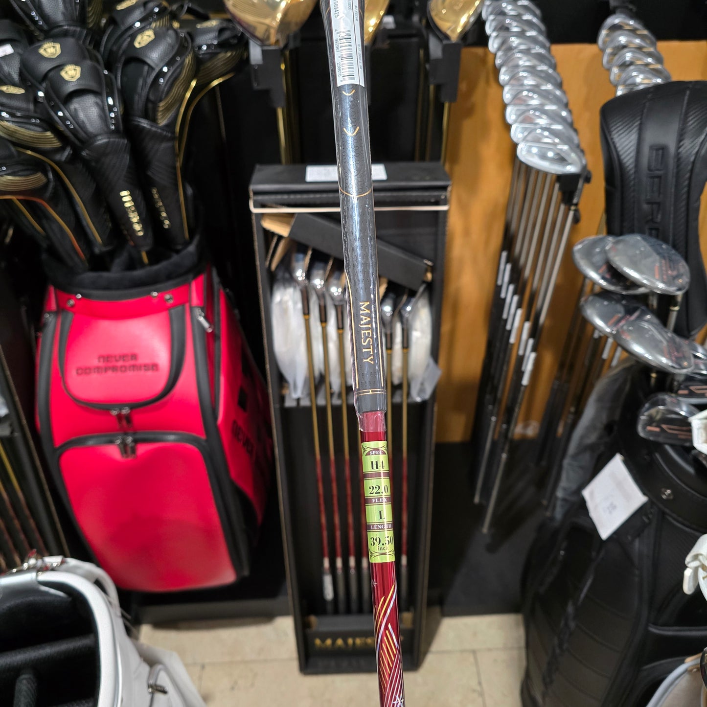 Women's Majesty Prestigio 14 Hybrids