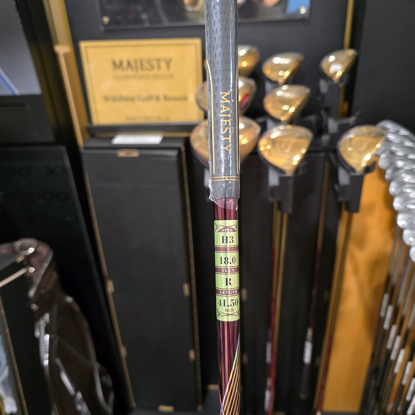 Men's Majesty Prestigio 14 Hybrids