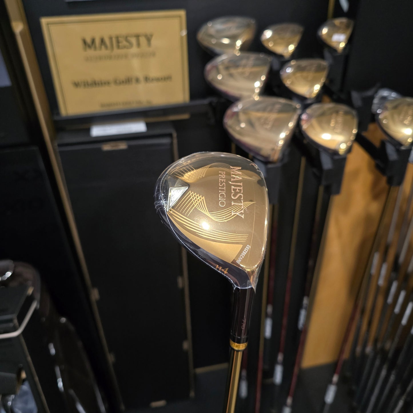 Men's Majesty Prestigio 14 Hybrids