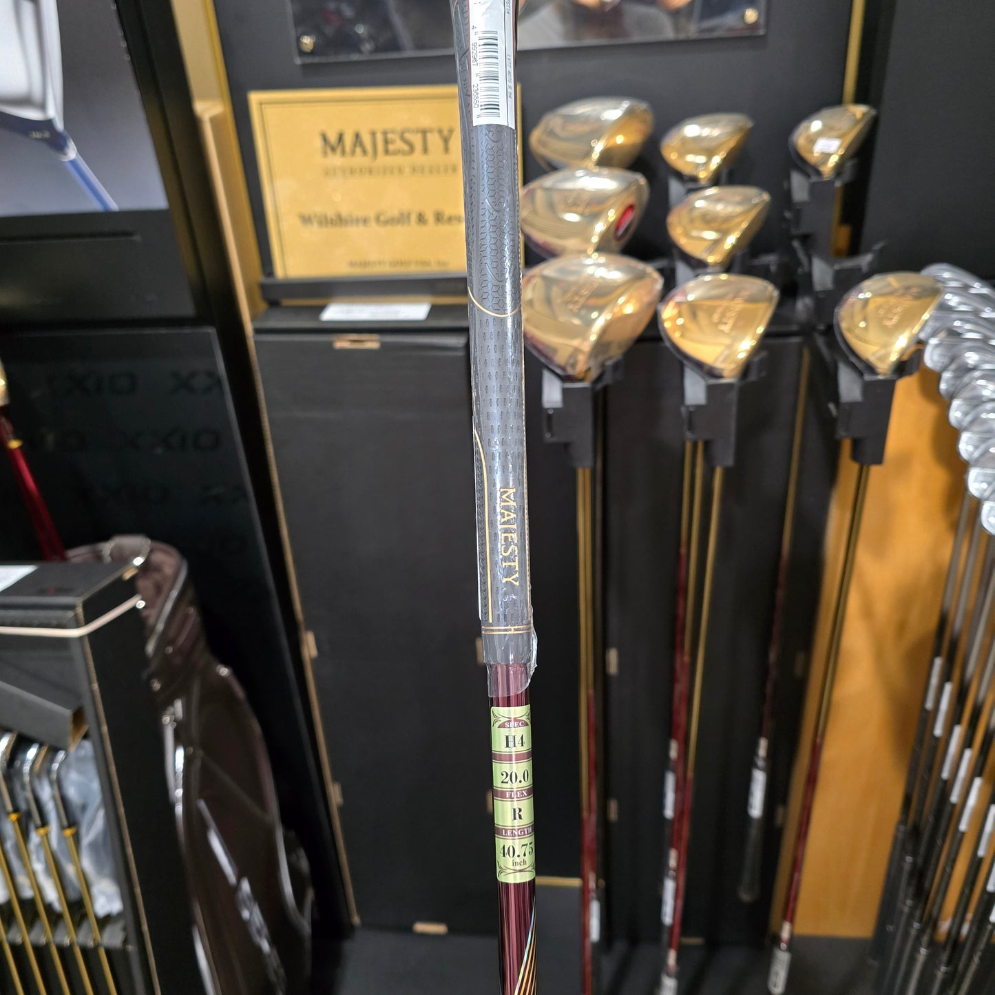 Men's Majesty Prestigio 14 Hybrids