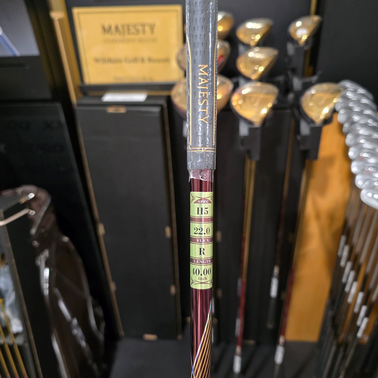 Men's Majesty Prestigio 14 Hybrids