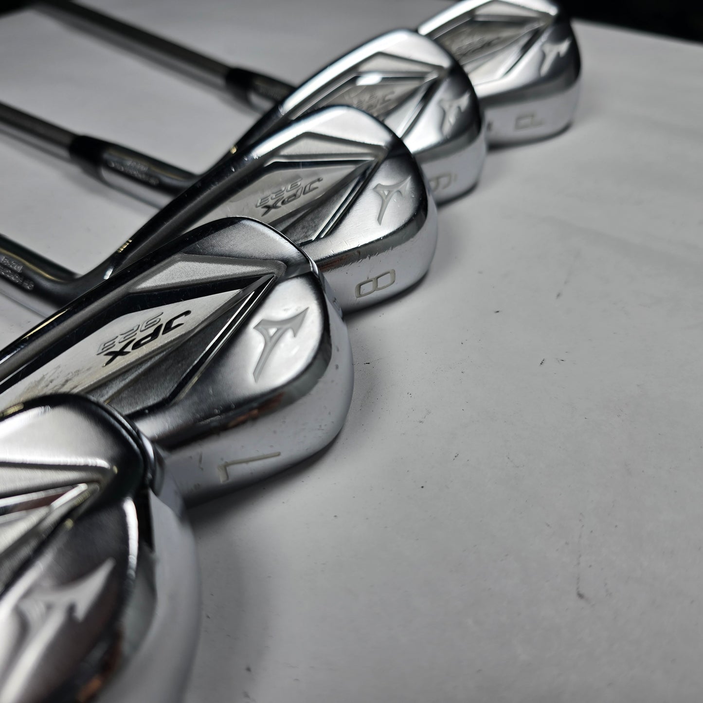 +0.25" | Mizuno JPX 923 Forged Iron Set 6pcs (5-9,Pw) | R Flex | KBS Tour C-Taper Lite 105R