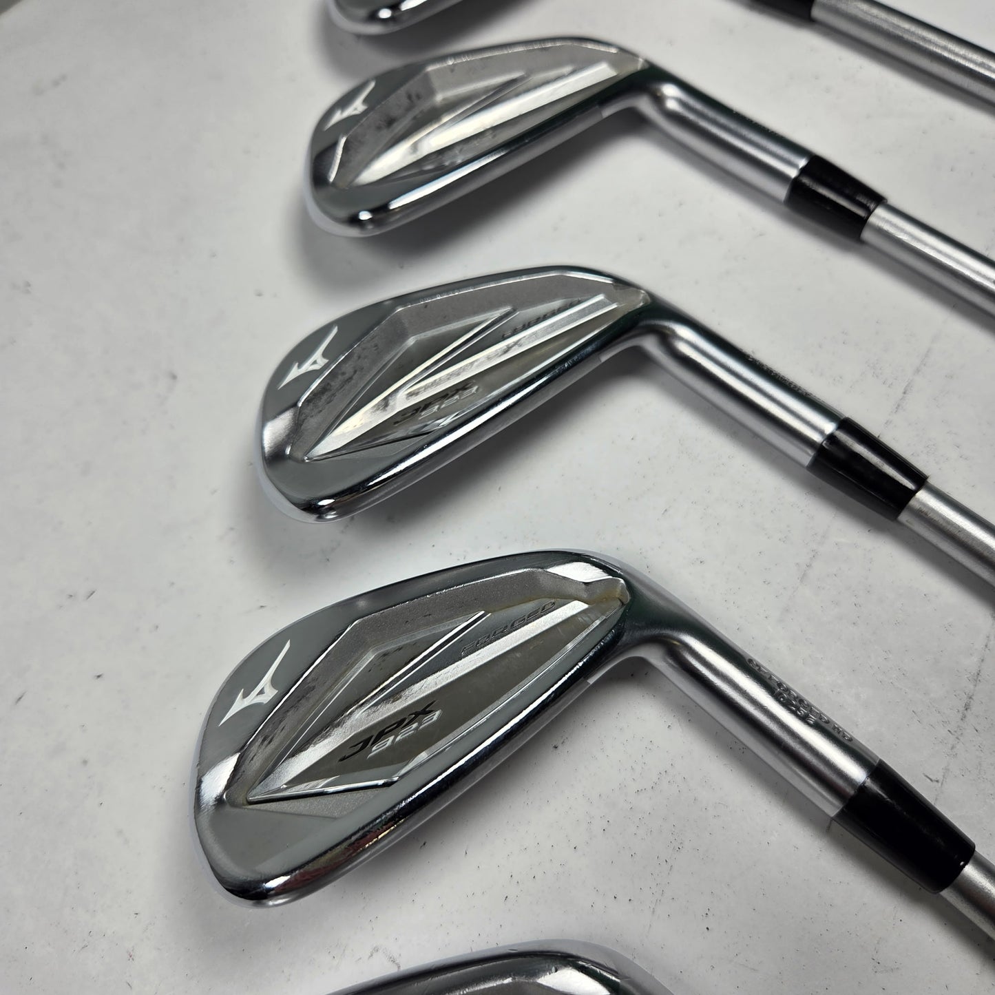 +0.25" | Mizuno JPX 923 Forged Iron Set 6pcs (5-9,Pw) | R Flex | KBS Tour C-Taper Lite 105R