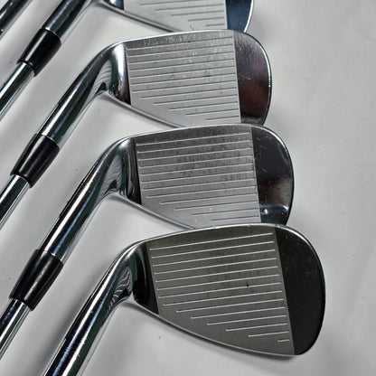 Std" | Titleist 690.CB Forged Iron Set 8pcs(3-Pw) | R Flex | True Temper Dynamic Gold R300