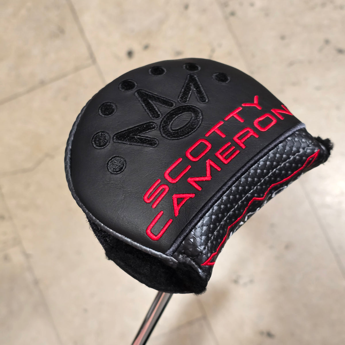 Scotty Cameron Phantom 9.5R 34"