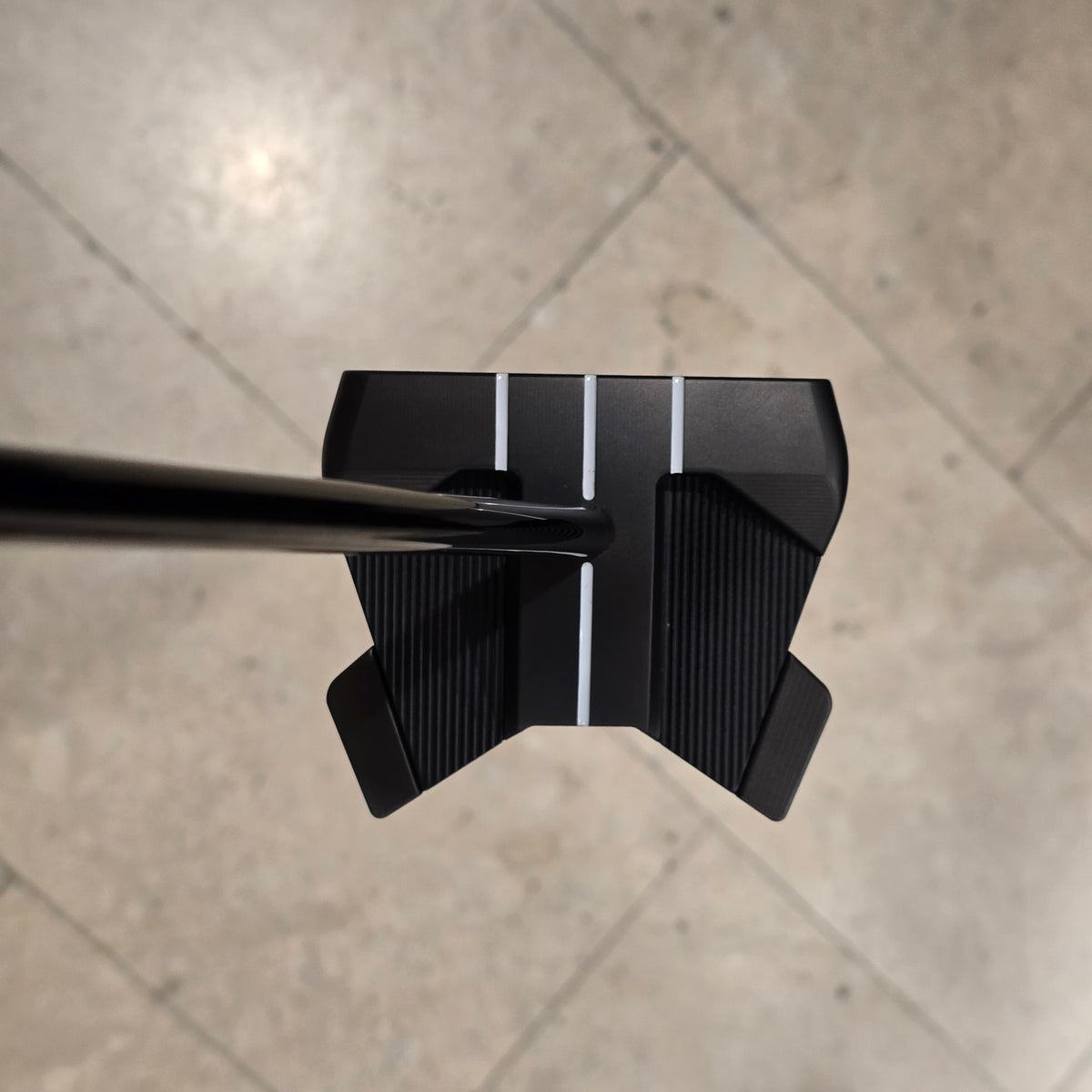 (LIMITED RELEASE) Scotty Cameron Phantom 11R OC Spec III 34"