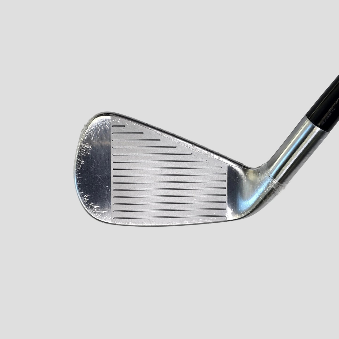 (Custom) TaylorMade P790 (5-9,P,A) 7pcs Iron Set Velocore Fujikura Axiom 105 S Stiff
