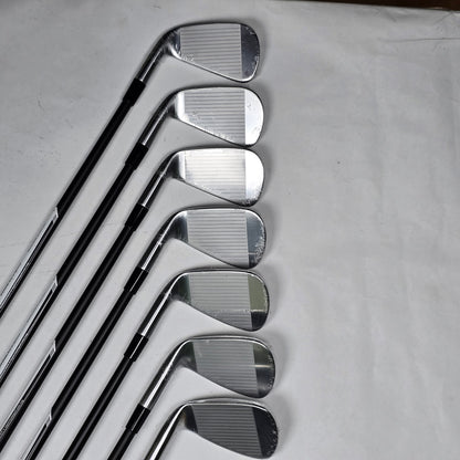 (Custom) TaylorMade P790 (5-9,P,A) 7pcs Iron Set Velocore Fujikura Axiom 105 S Stiff