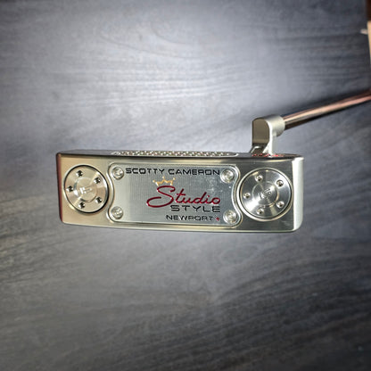 Scotty Cameron Studio Style Newport Plus 34"