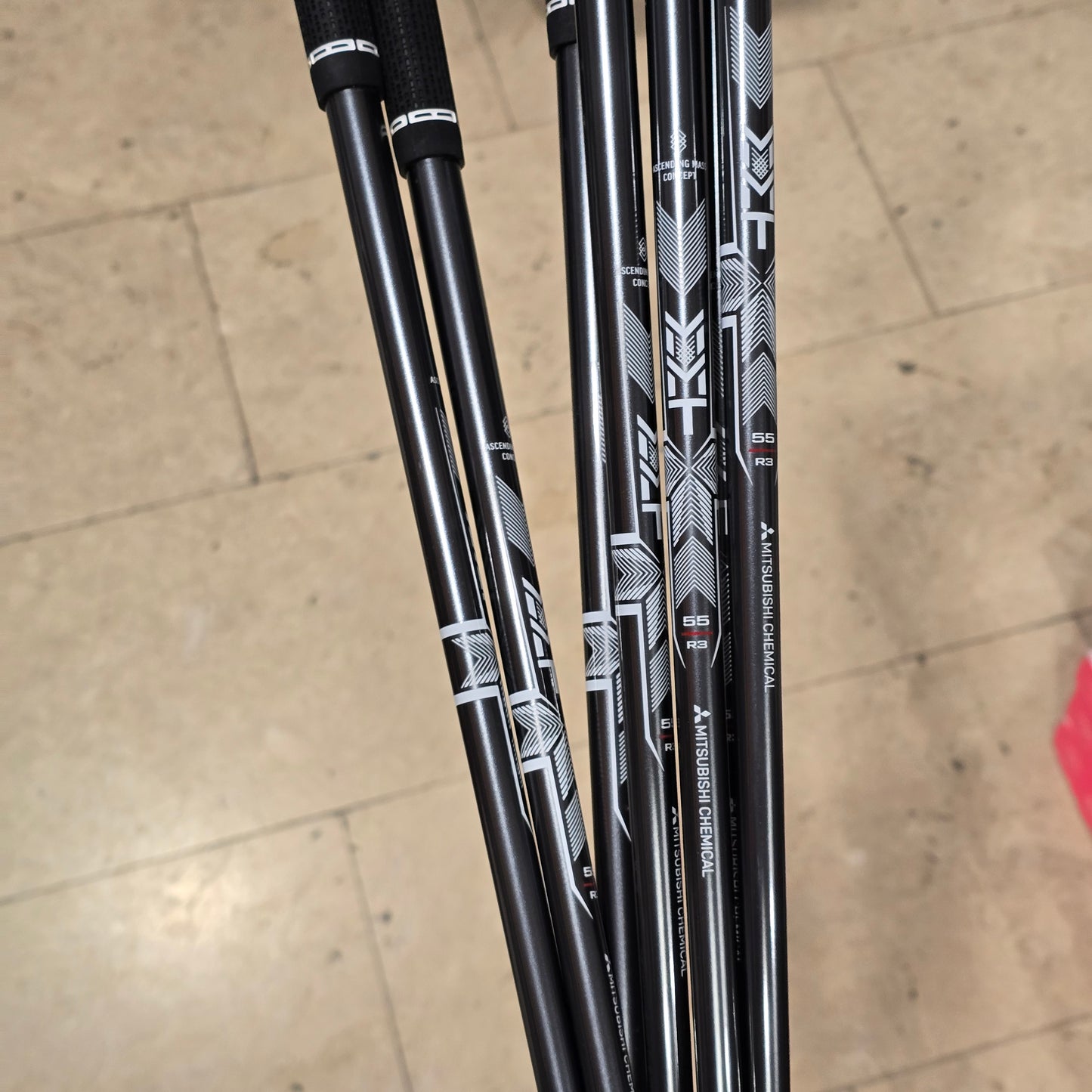 Titleist 2025 Ladies T350 Iron Set (6-9, P43°, 48°, 53°) 7pcs MMT AMC Red 55